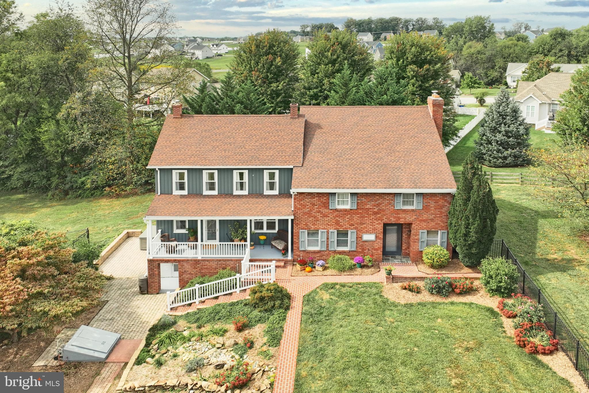 WEST MANHEIM - Residential