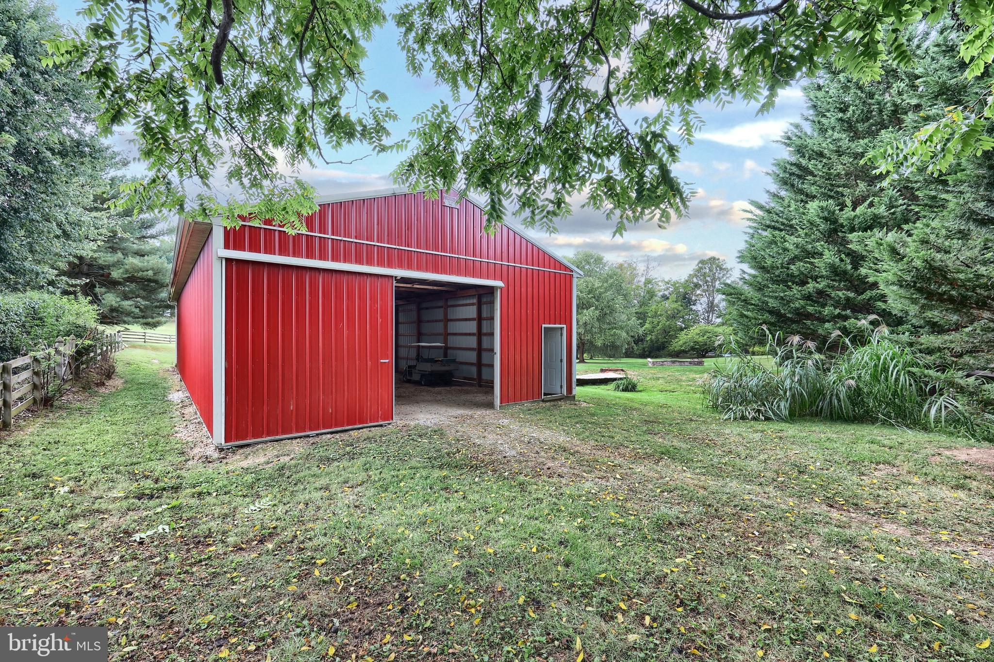 WEST MANHEIM - Residential