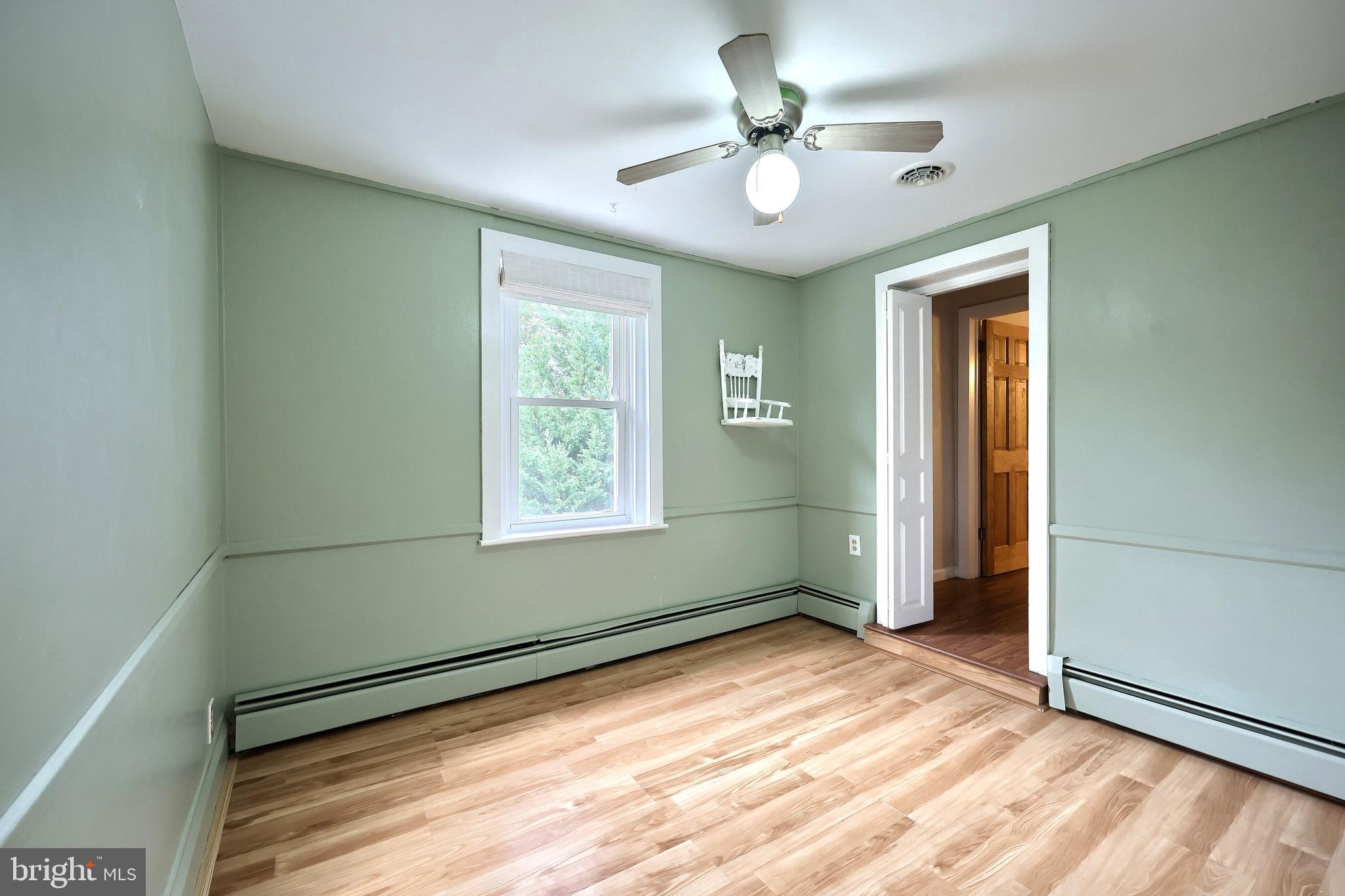 WEST MANHEIM - Residential