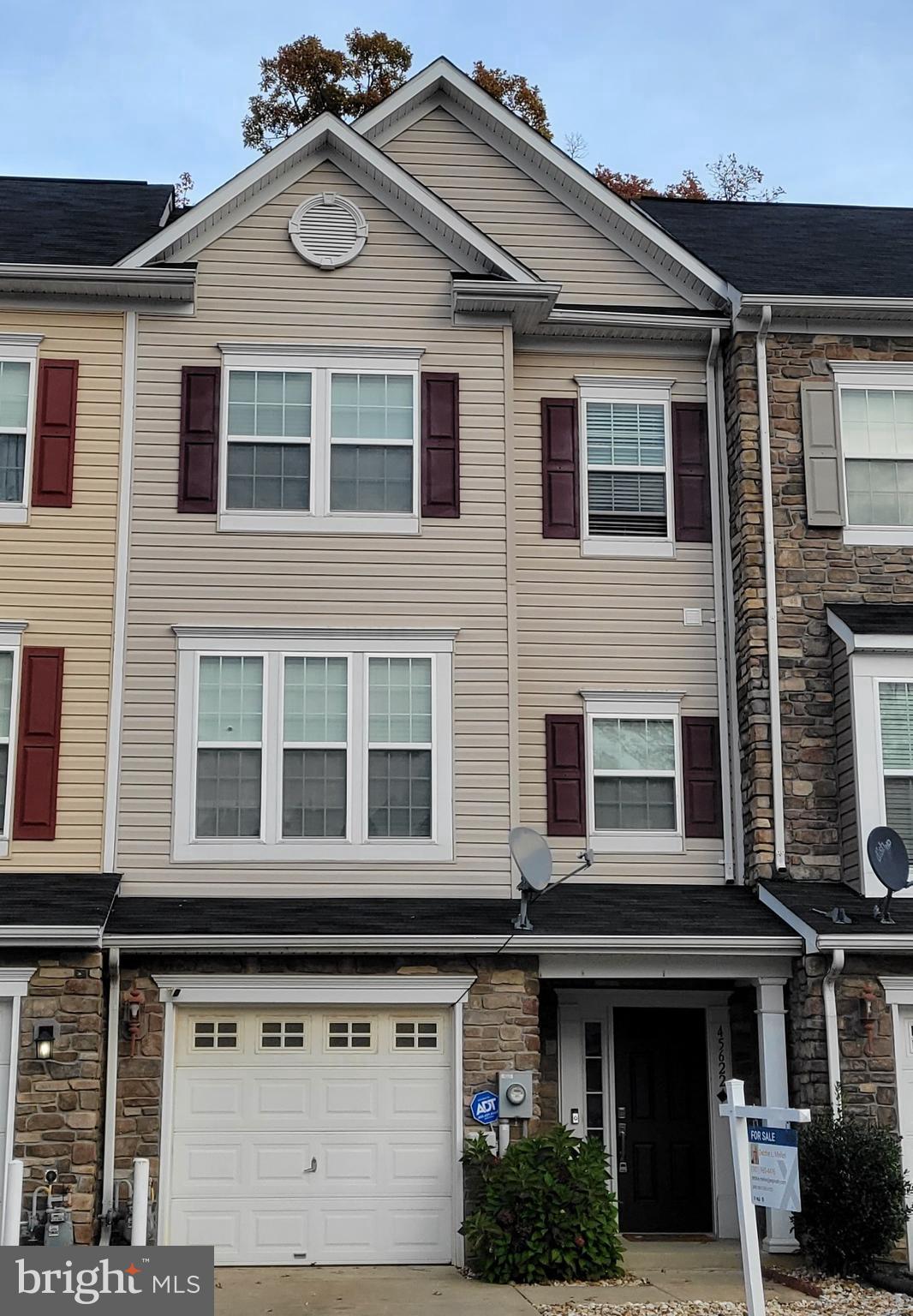 MAZEL - Residential Lease