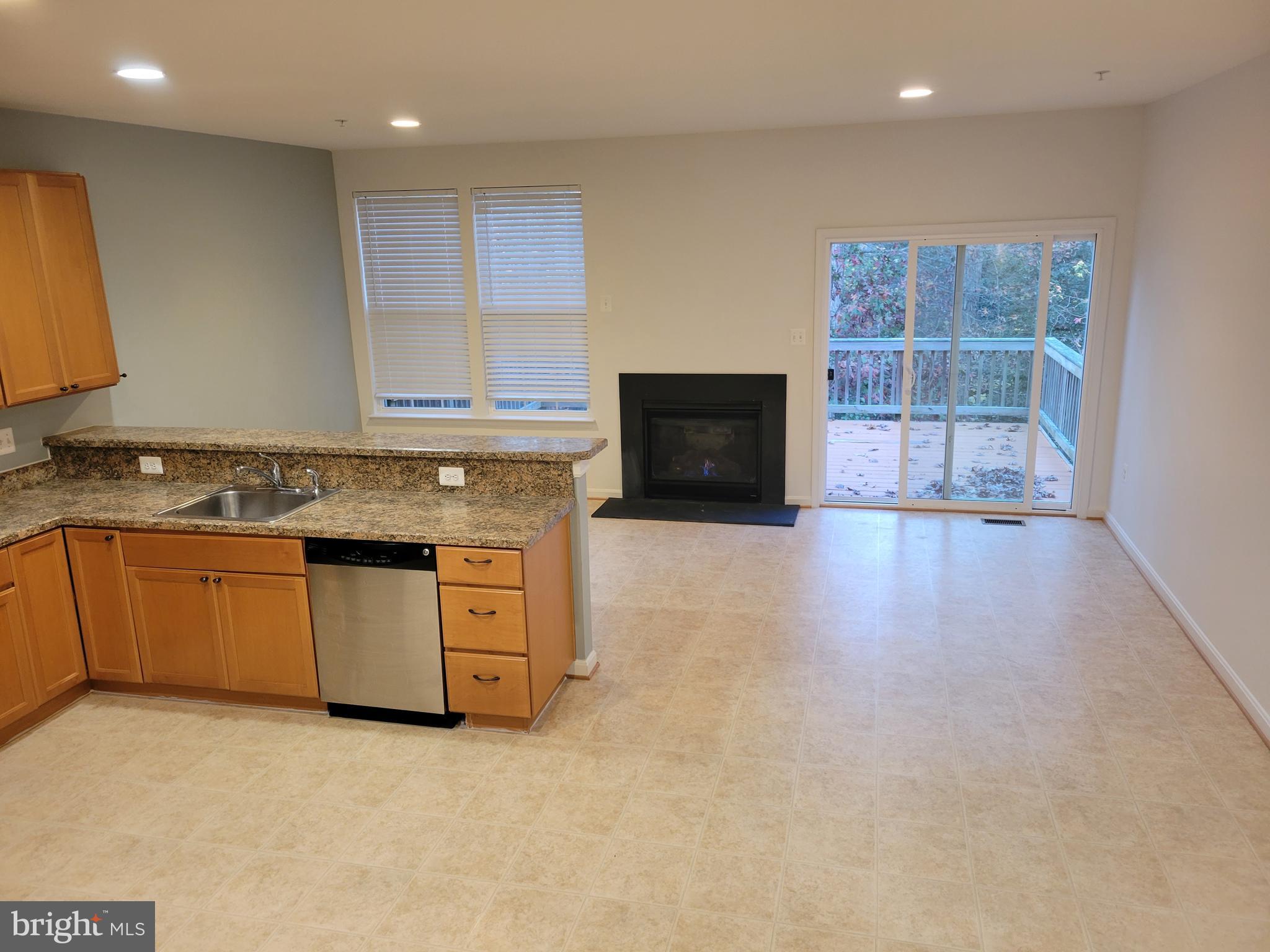 MAZEL - Residential Lease