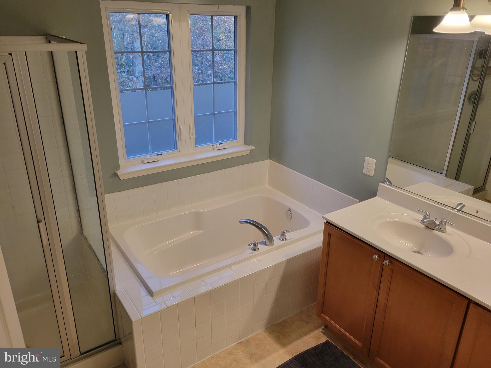 MAZEL - Residential Lease