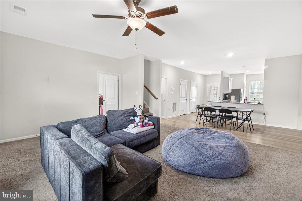 CAMBRIAN HILLS - Residential