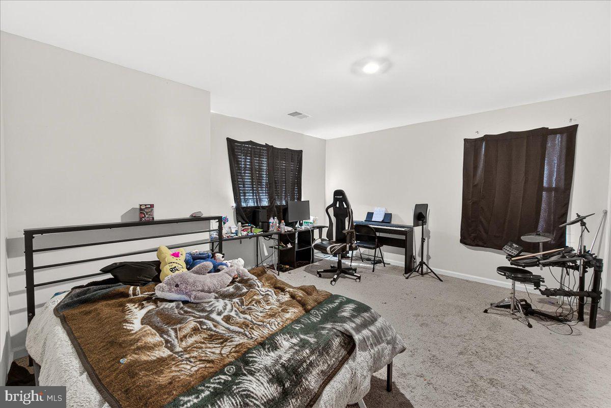 CAMBRIAN HILLS - Residential