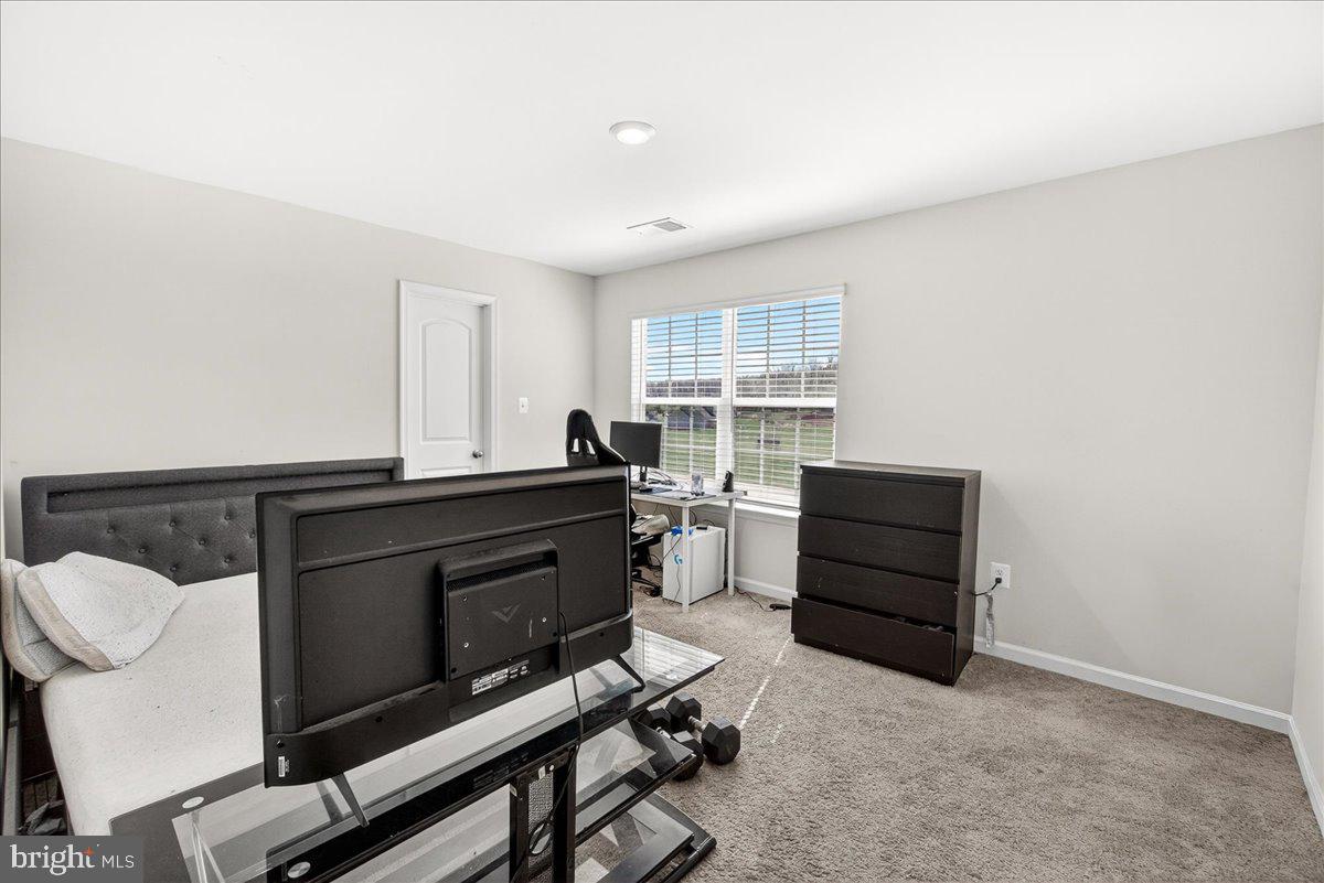 CAMBRIAN HILLS - Residential