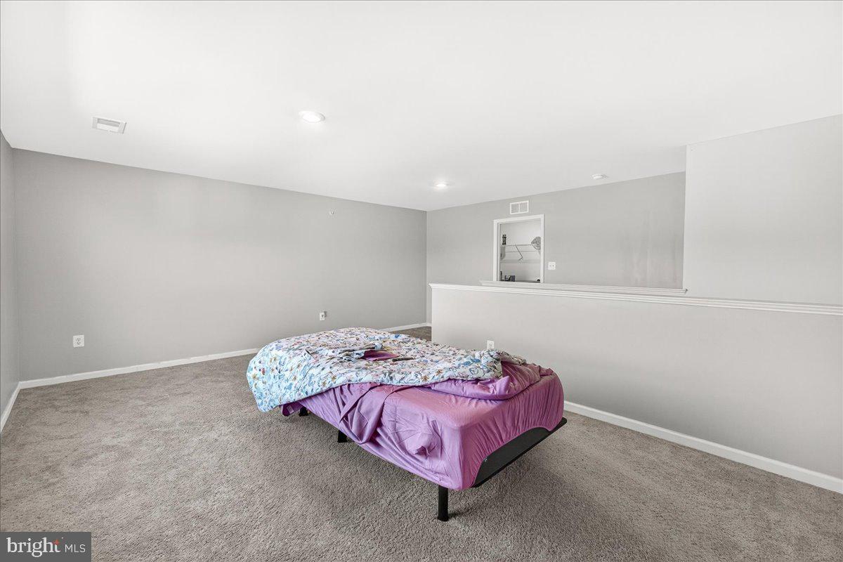 CAMBRIAN HILLS - Residential