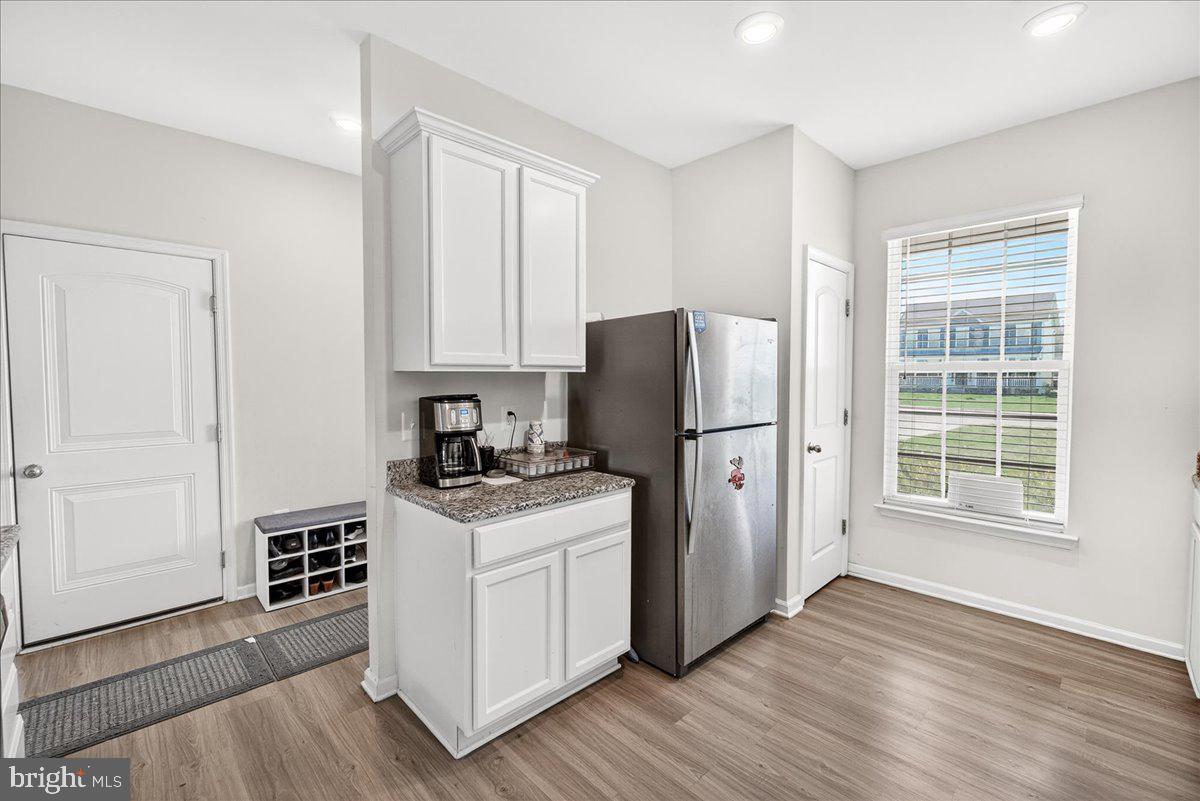 CAMBRIAN HILLS - Residential