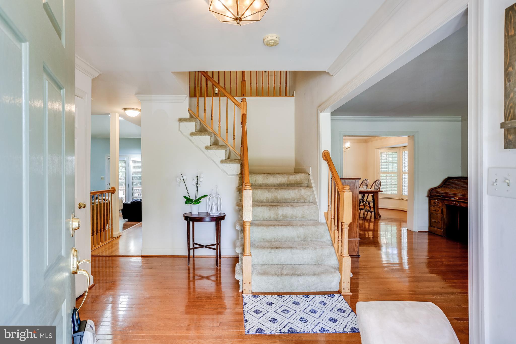 RUSSETT - Residential