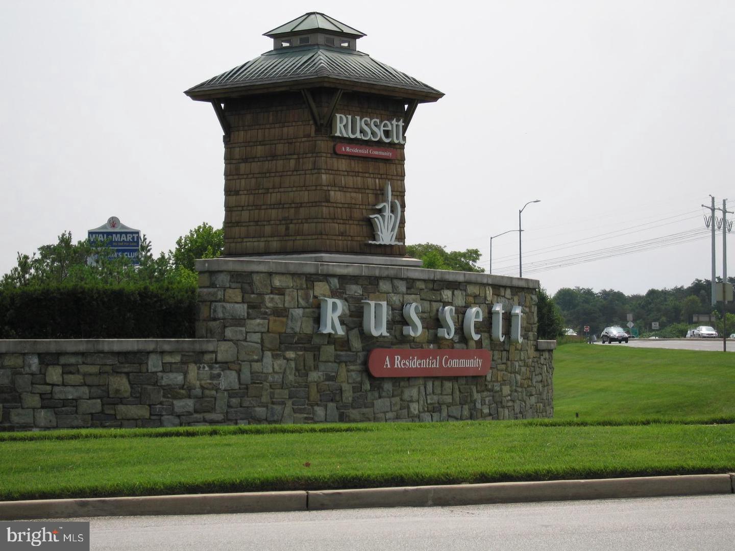 RUSSETT - Residential