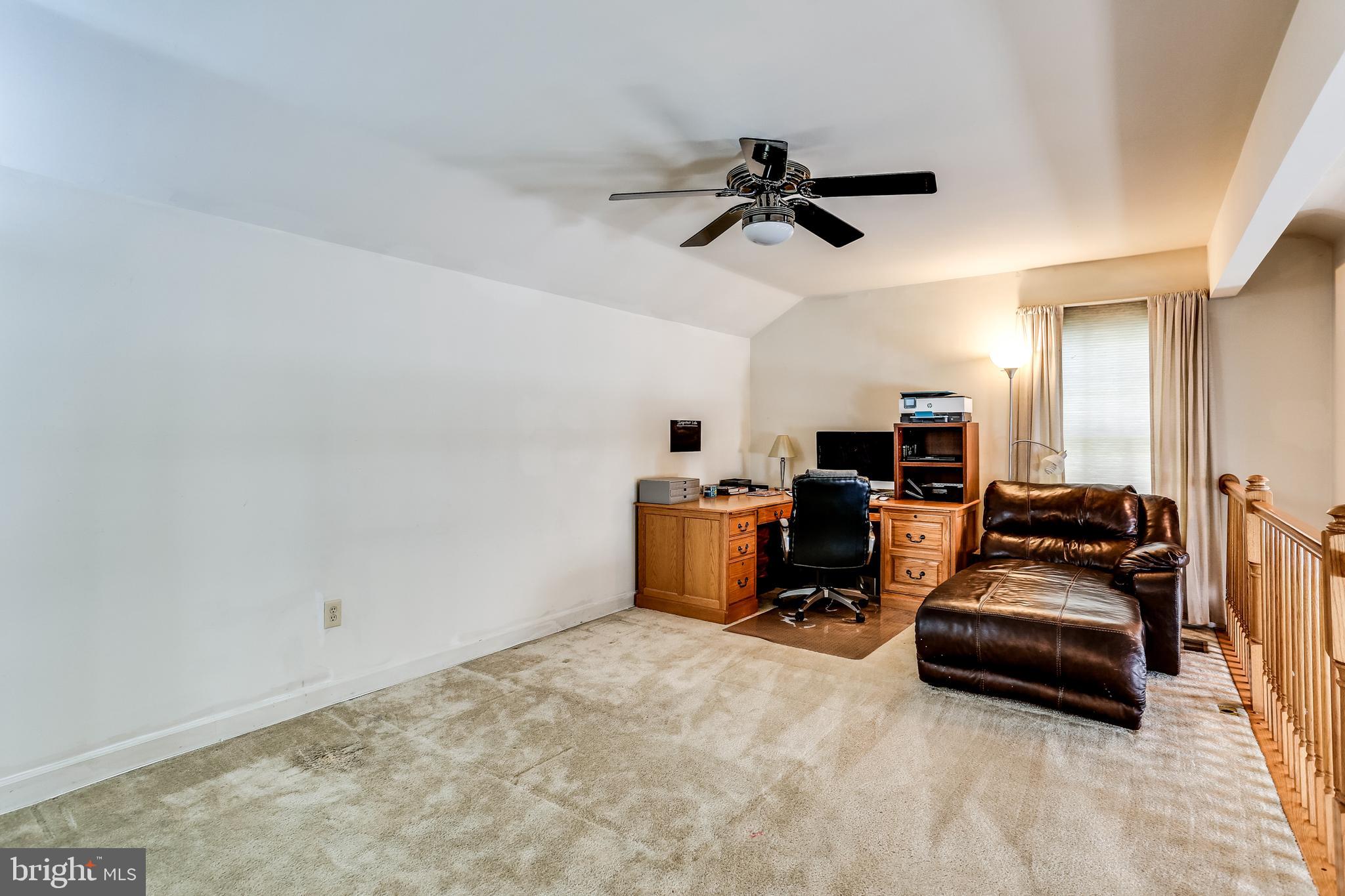 RUSSETT - Residential