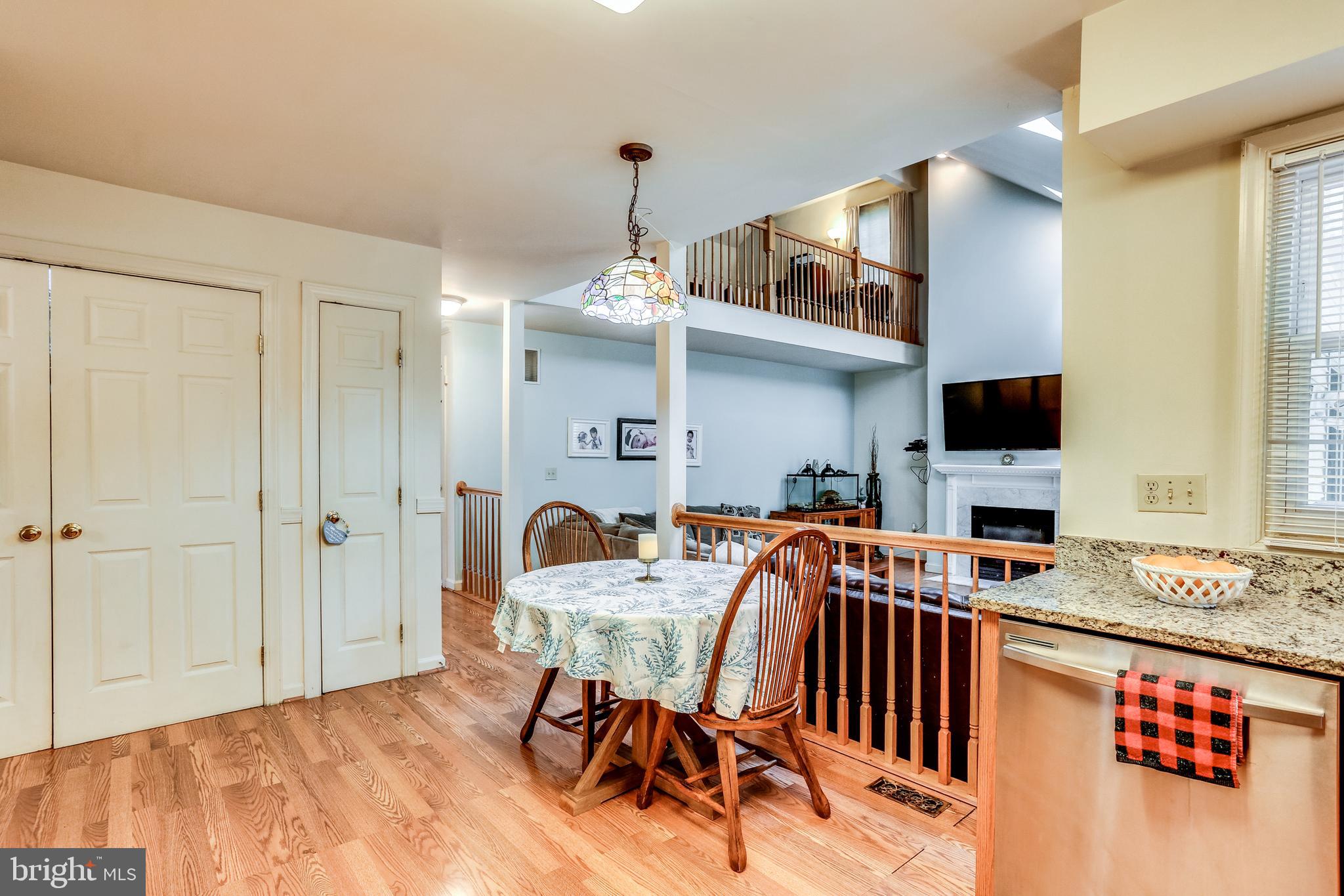 RUSSETT - Residential