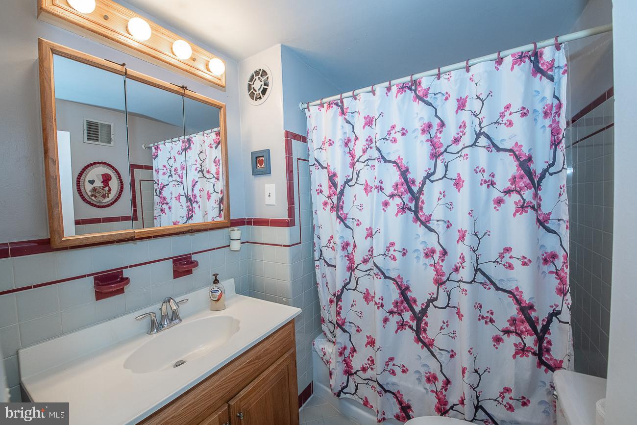 PADDOCK FARMS - Residential