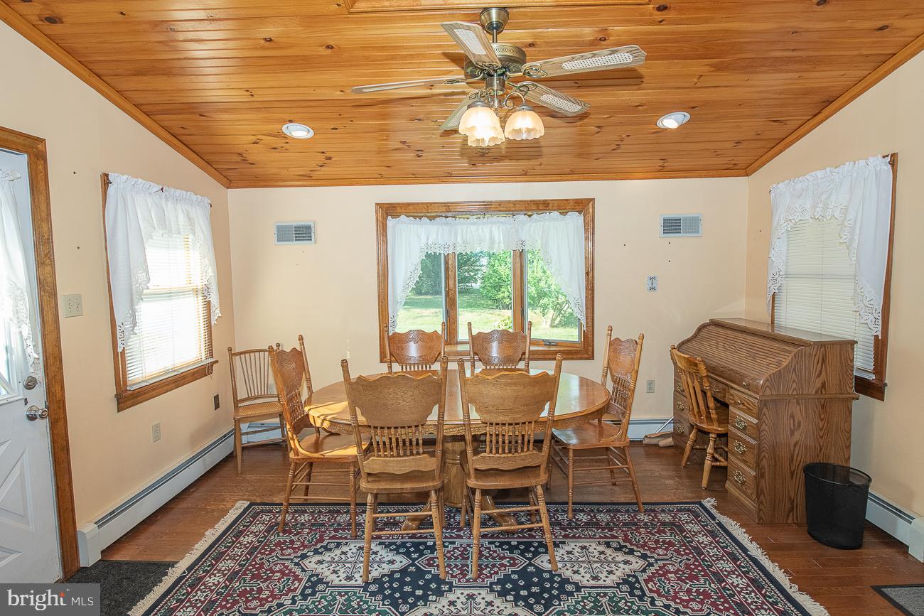 PADDOCK FARMS - Residential