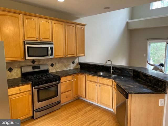 BRANDYWINE @ THORN - Residential Lease