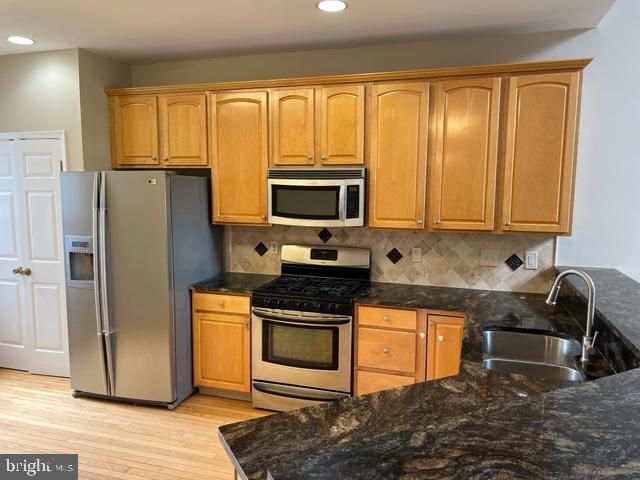 BRANDYWINE @ THORN - Residential Lease