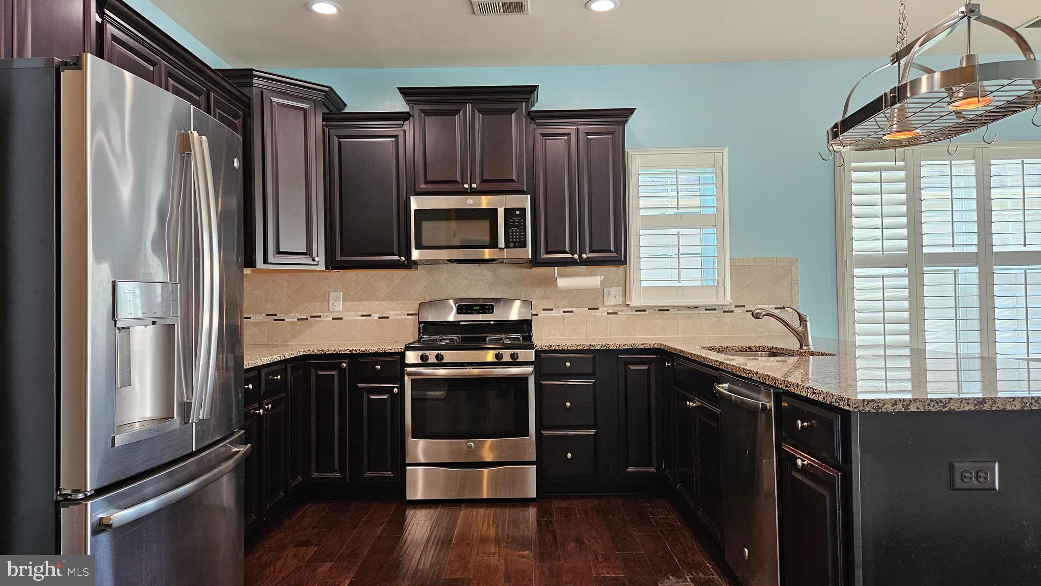 ST CHARLES SUB - HERITAGE - Residential Lease