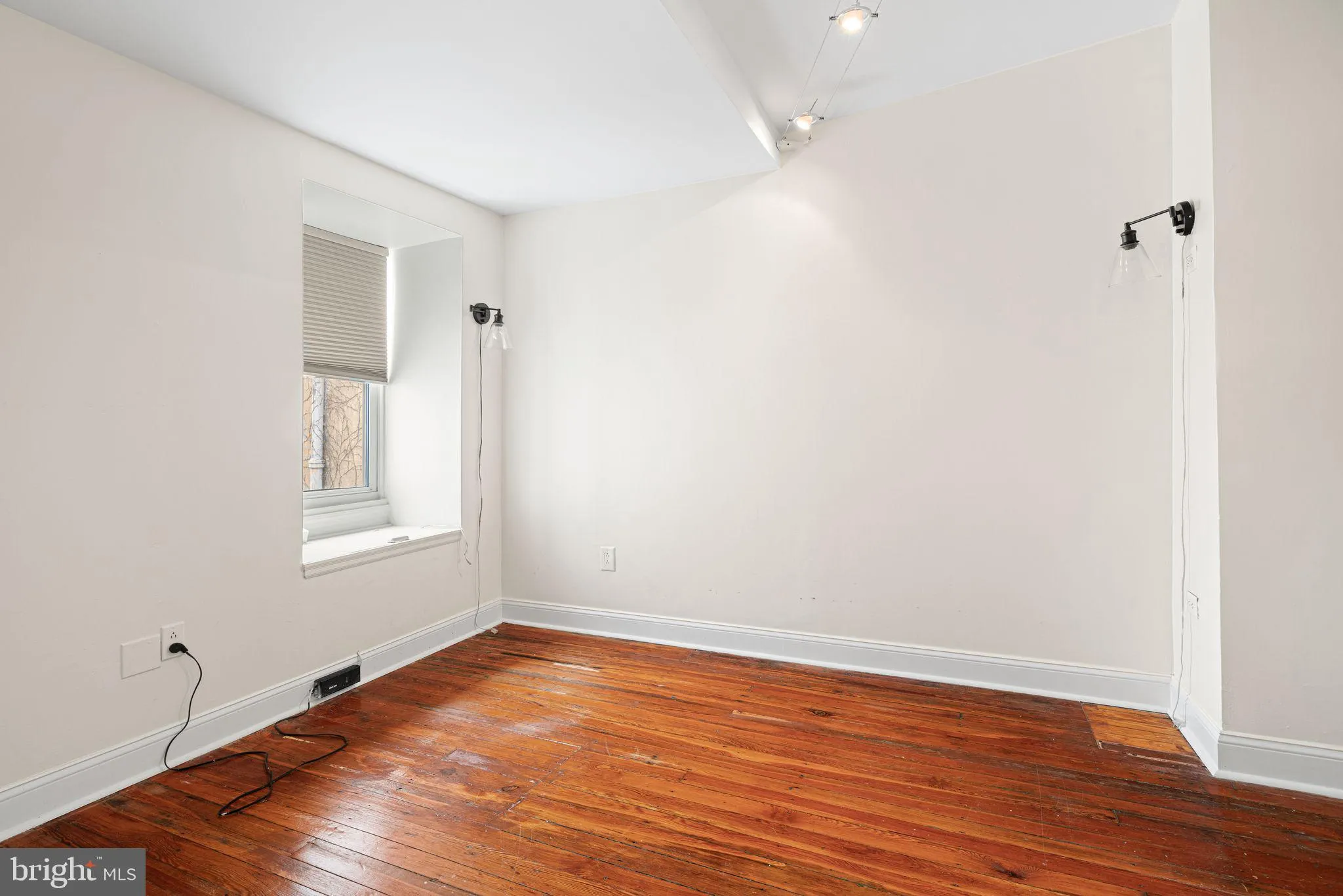 Philadelphia, Pennsylvania 19130, United States, 3 Bedrooms Bedrooms, ,1 BathroomBathrooms,Residential,Active,210319