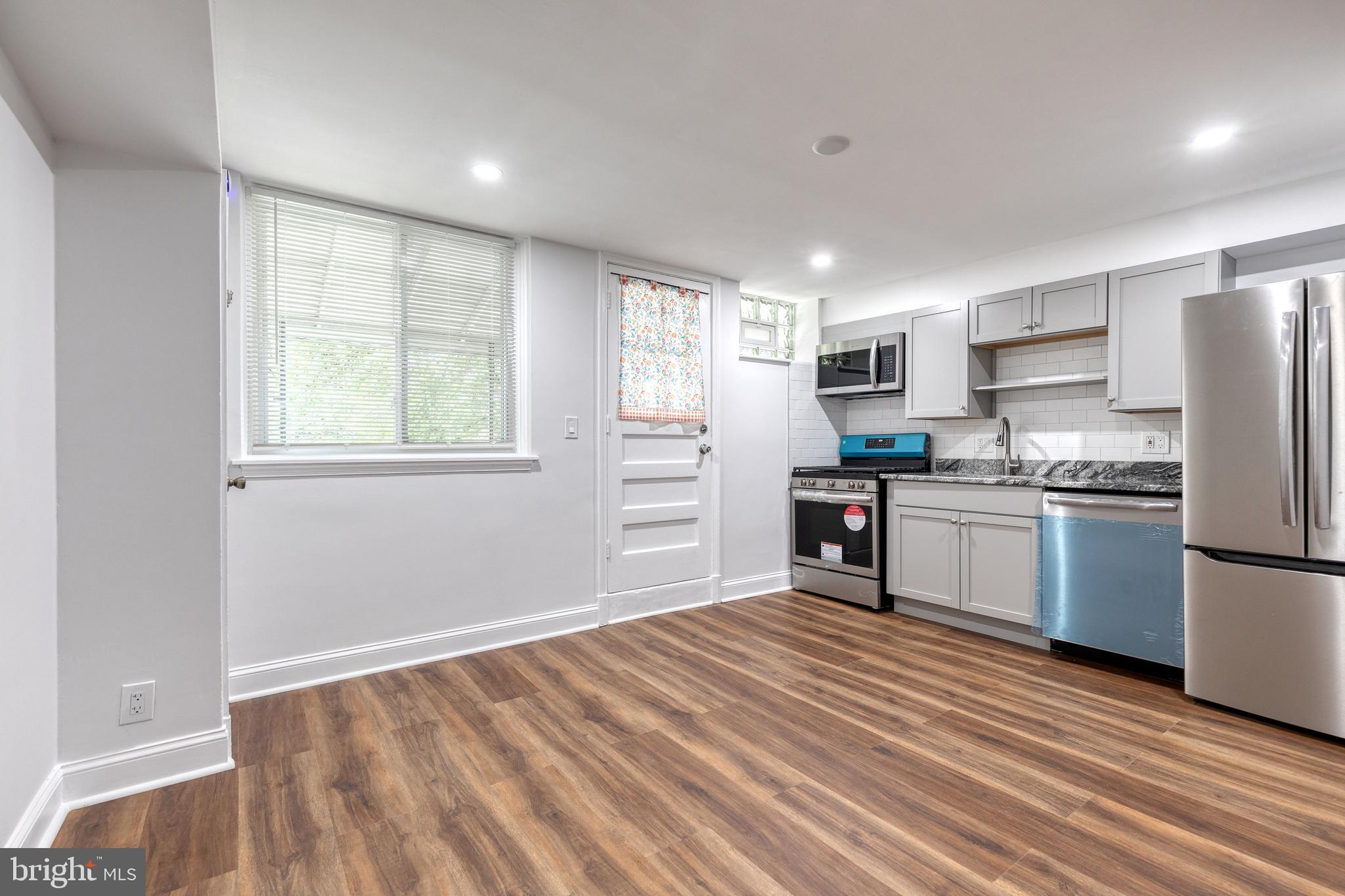 BELAIR-EDISON - Residential Lease