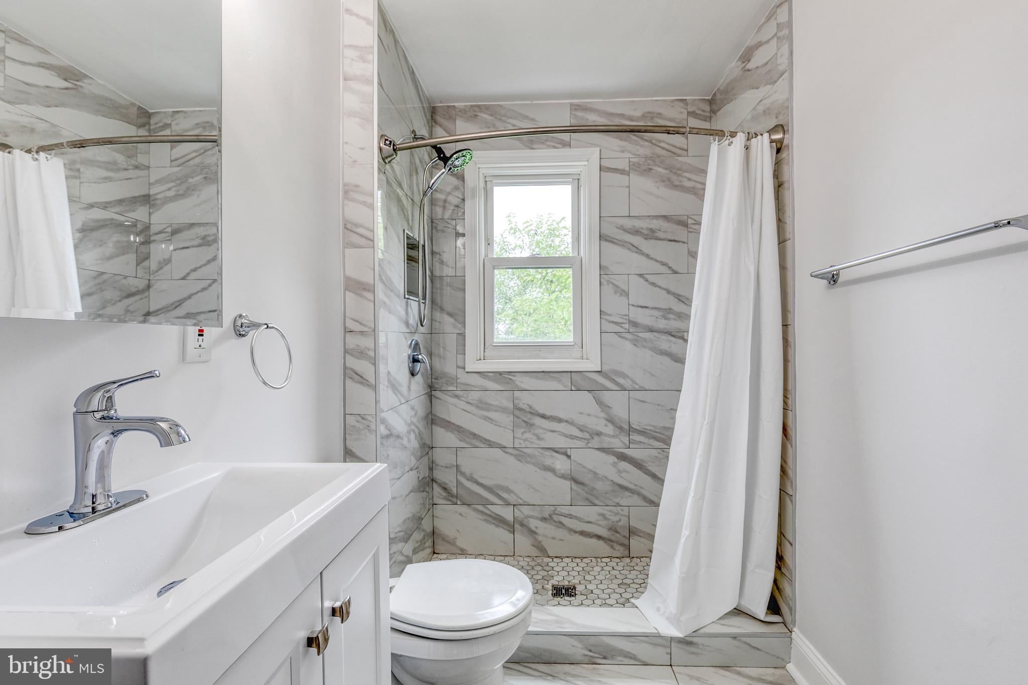 BELAIR-EDISON - Residential Lease