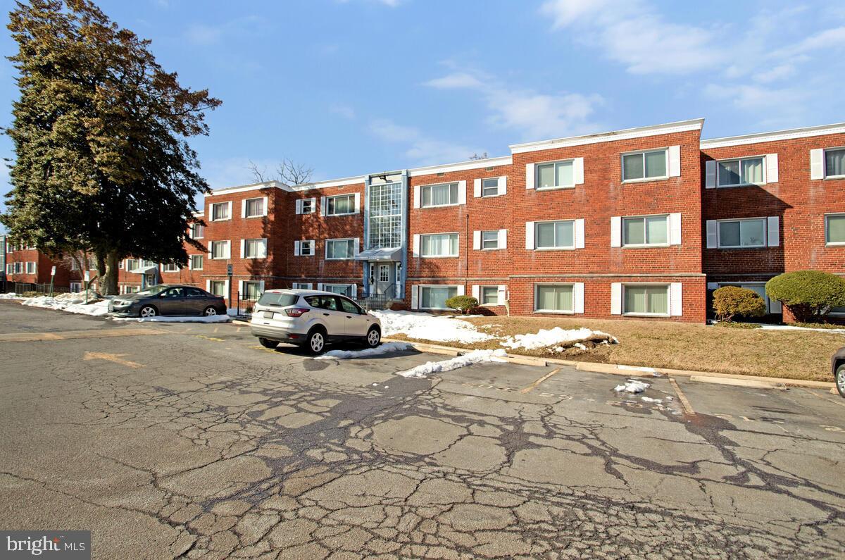 PARK PLACE CONDOMINIUMS - Residential