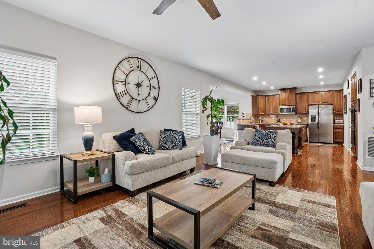 HOADLY MANOR ESTATES - Residential