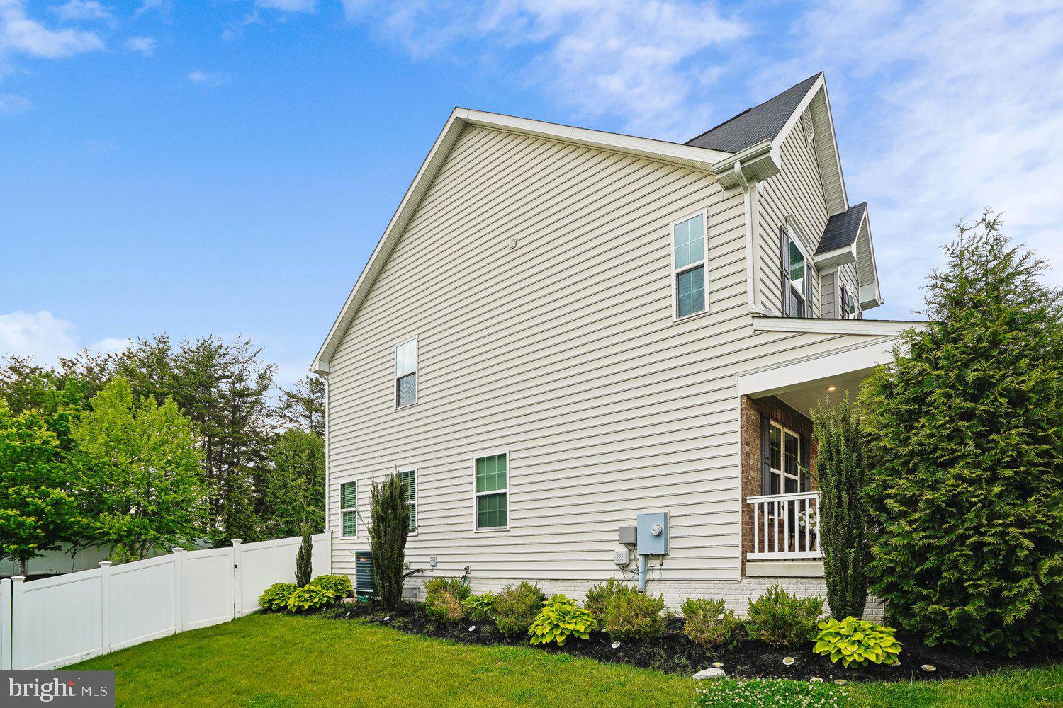 HOADLY MANOR ESTATES - Residential