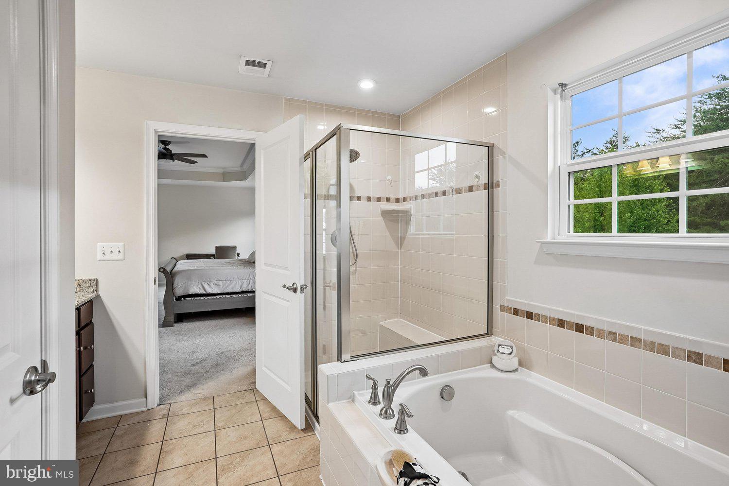 HOADLY MANOR ESTATES - Residential