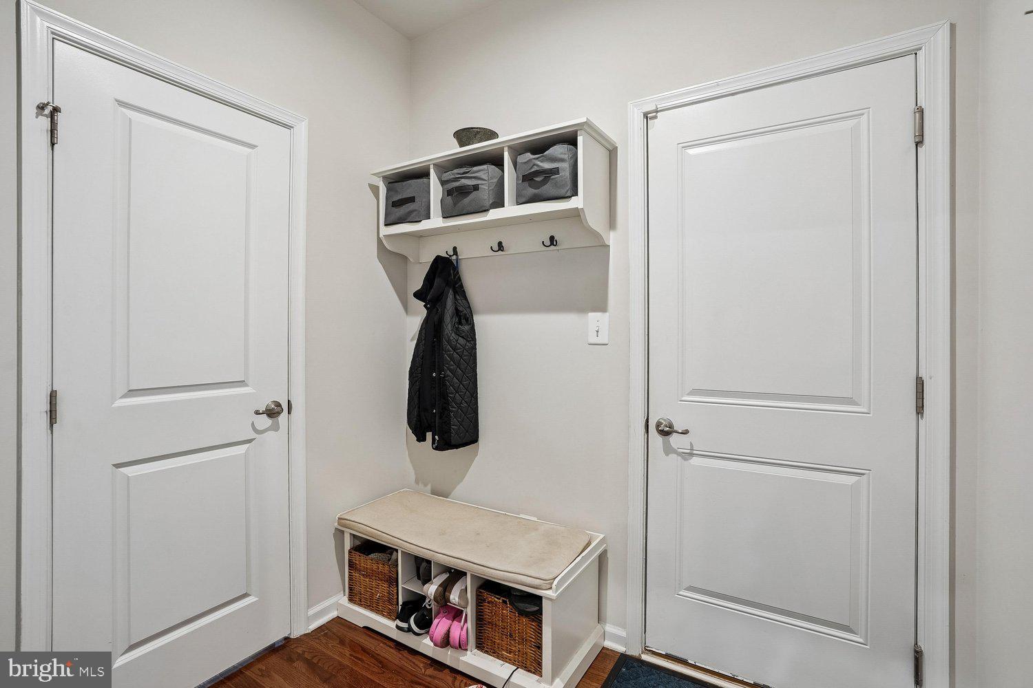 HOADLY MANOR ESTATES - Residential