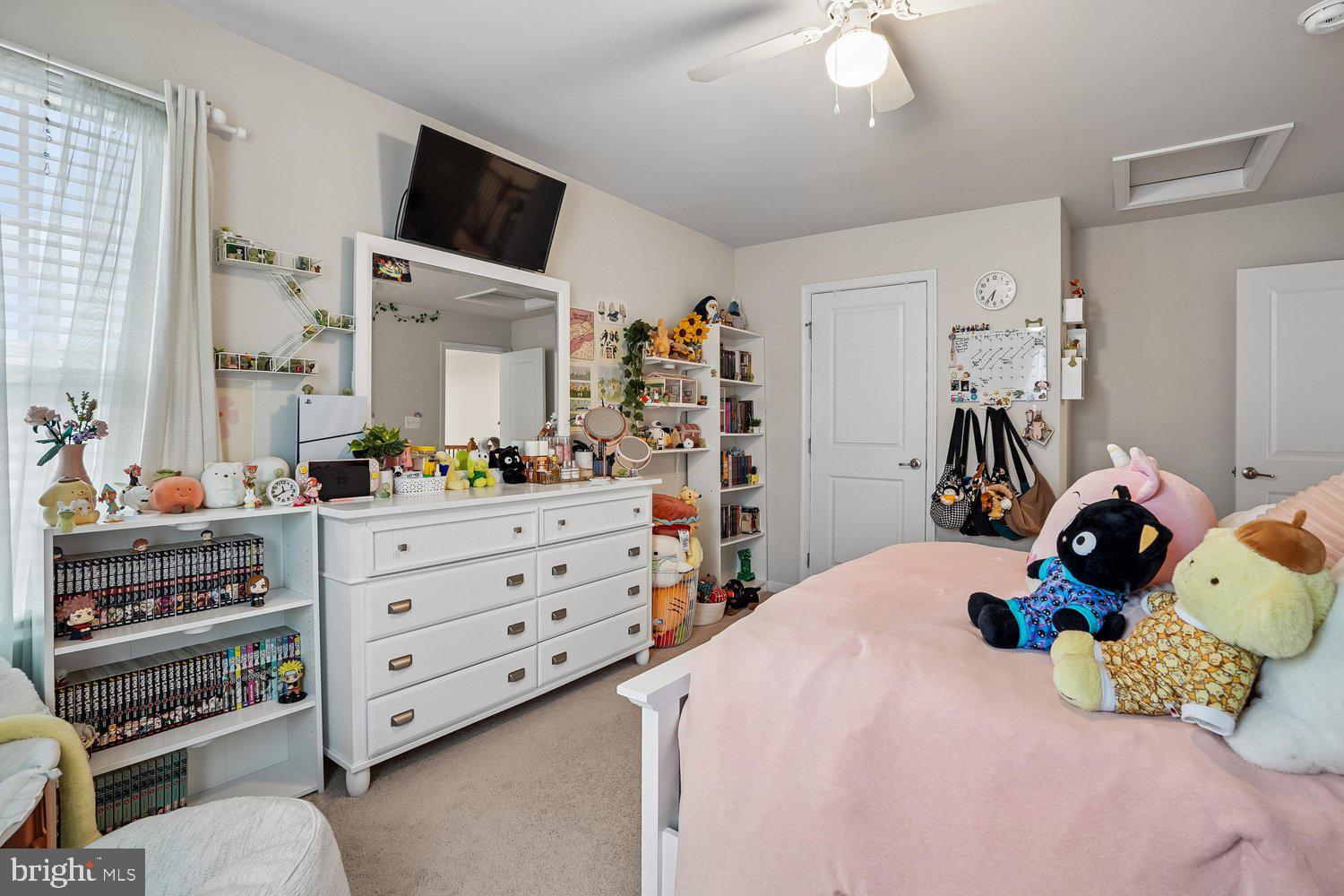 HOADLY MANOR ESTATES - Residential