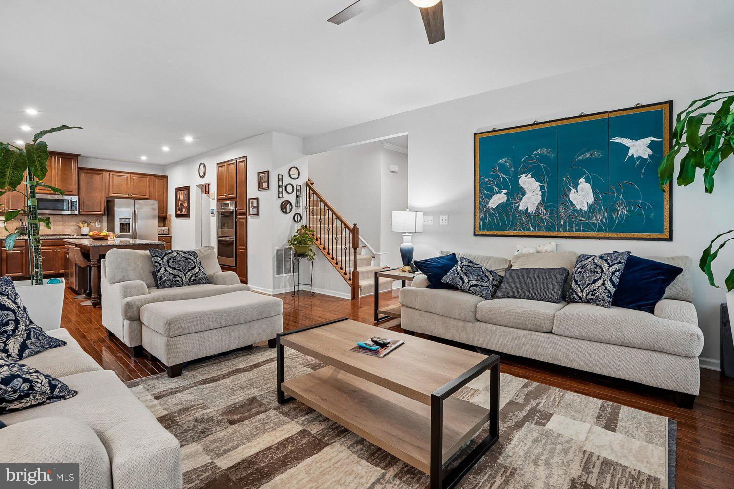 HOADLY MANOR ESTATES - Residential