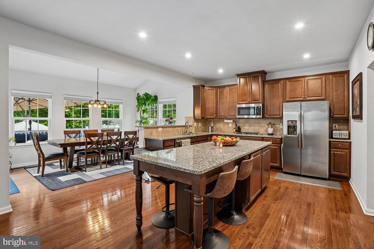 HOADLY MANOR ESTATES - Residential