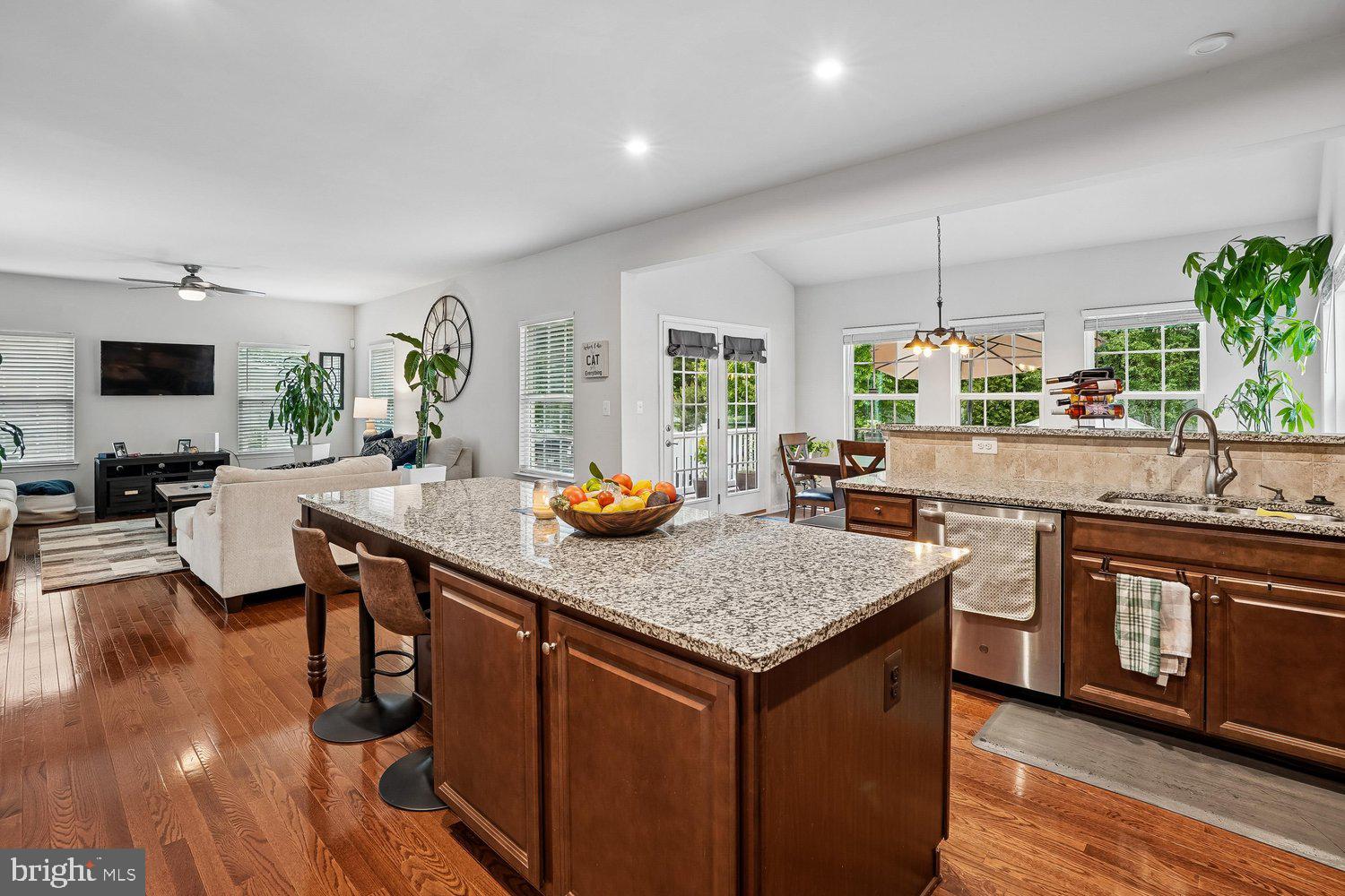 HOADLY MANOR ESTATES - Residential