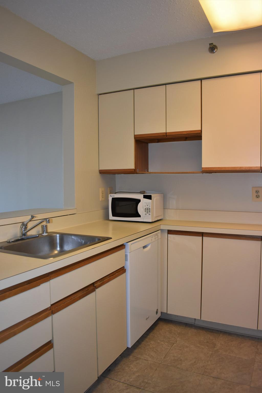 GROSVENOR - Residential Lease