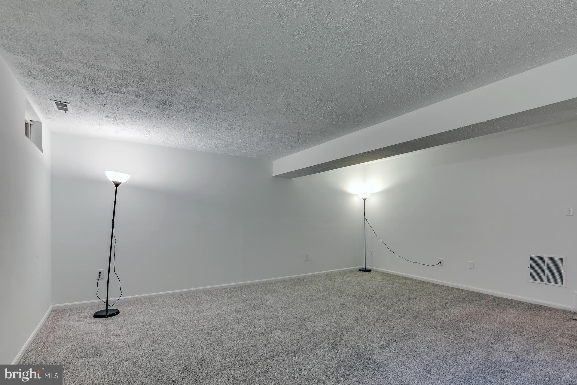 BEECH CREEK - Residential