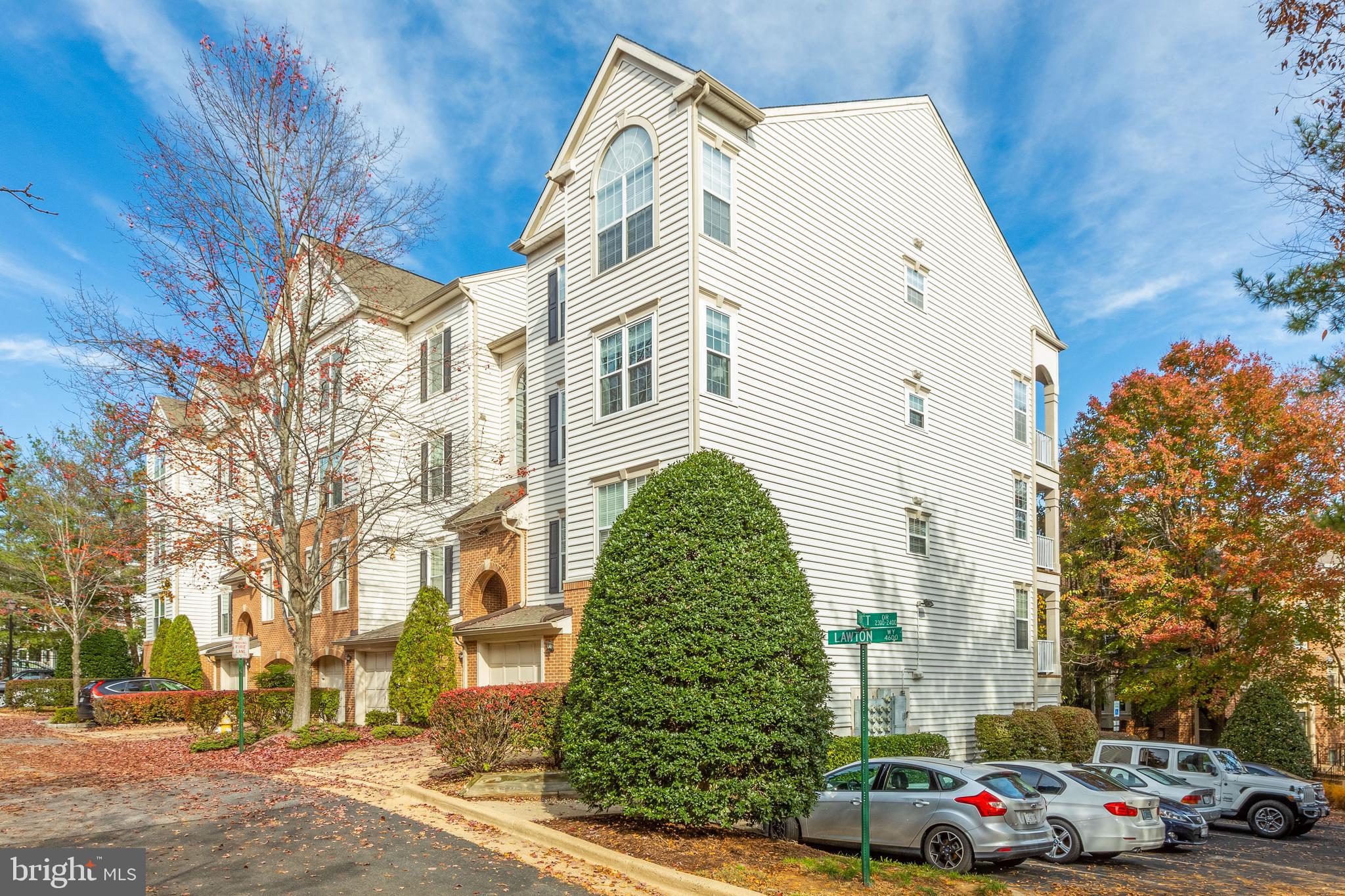 THE MANORS AT STONEGATE - Residential