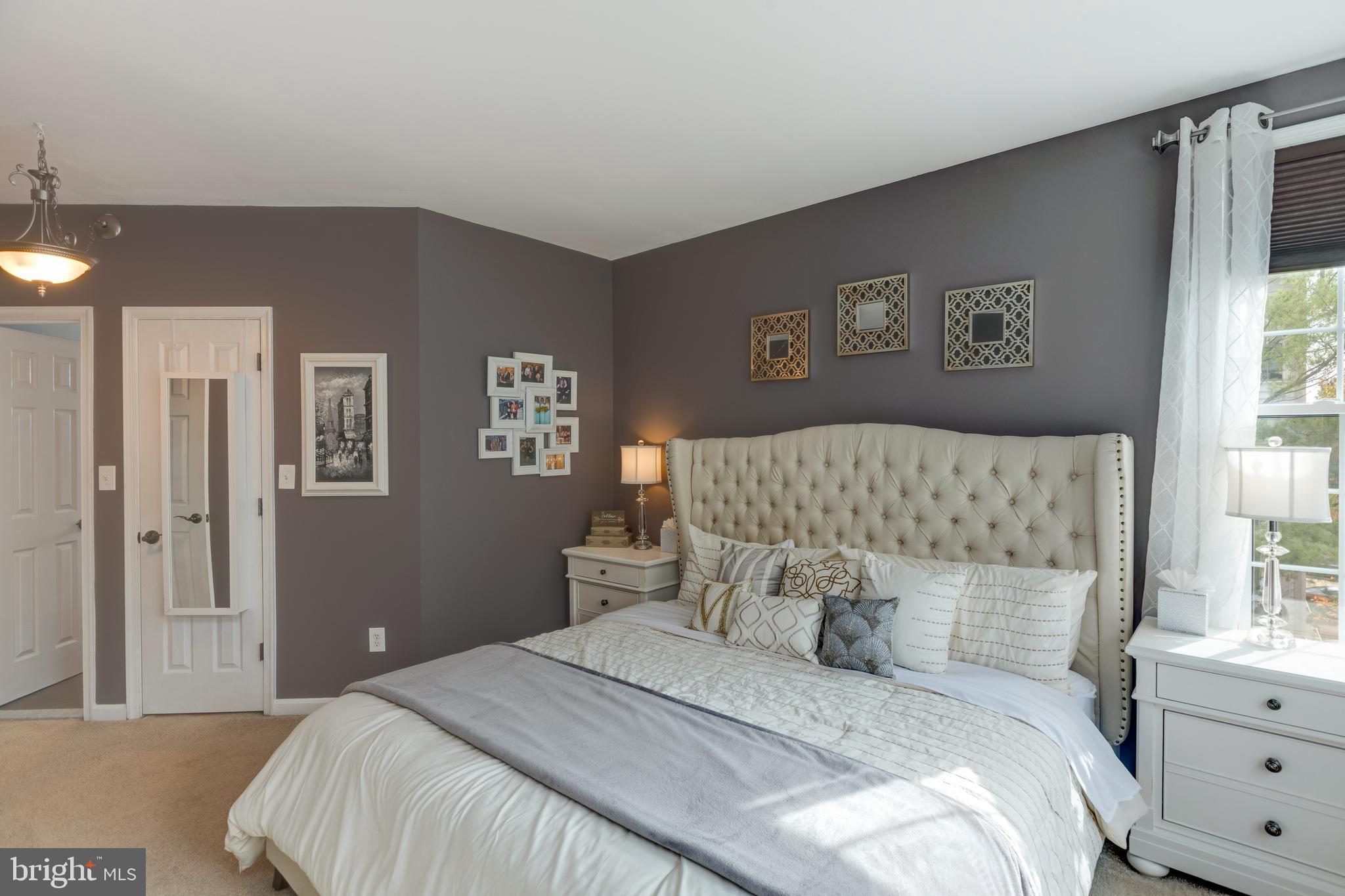 THE MANORS AT STONEGATE - Residential