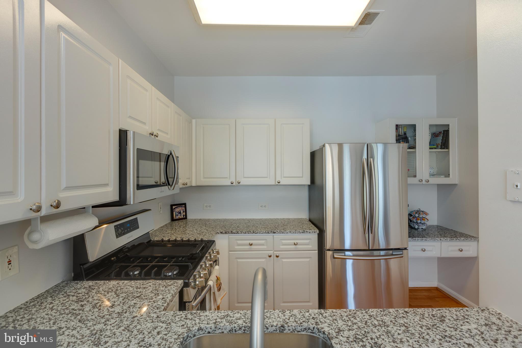 THE MANORS AT STONEGATE - Residential