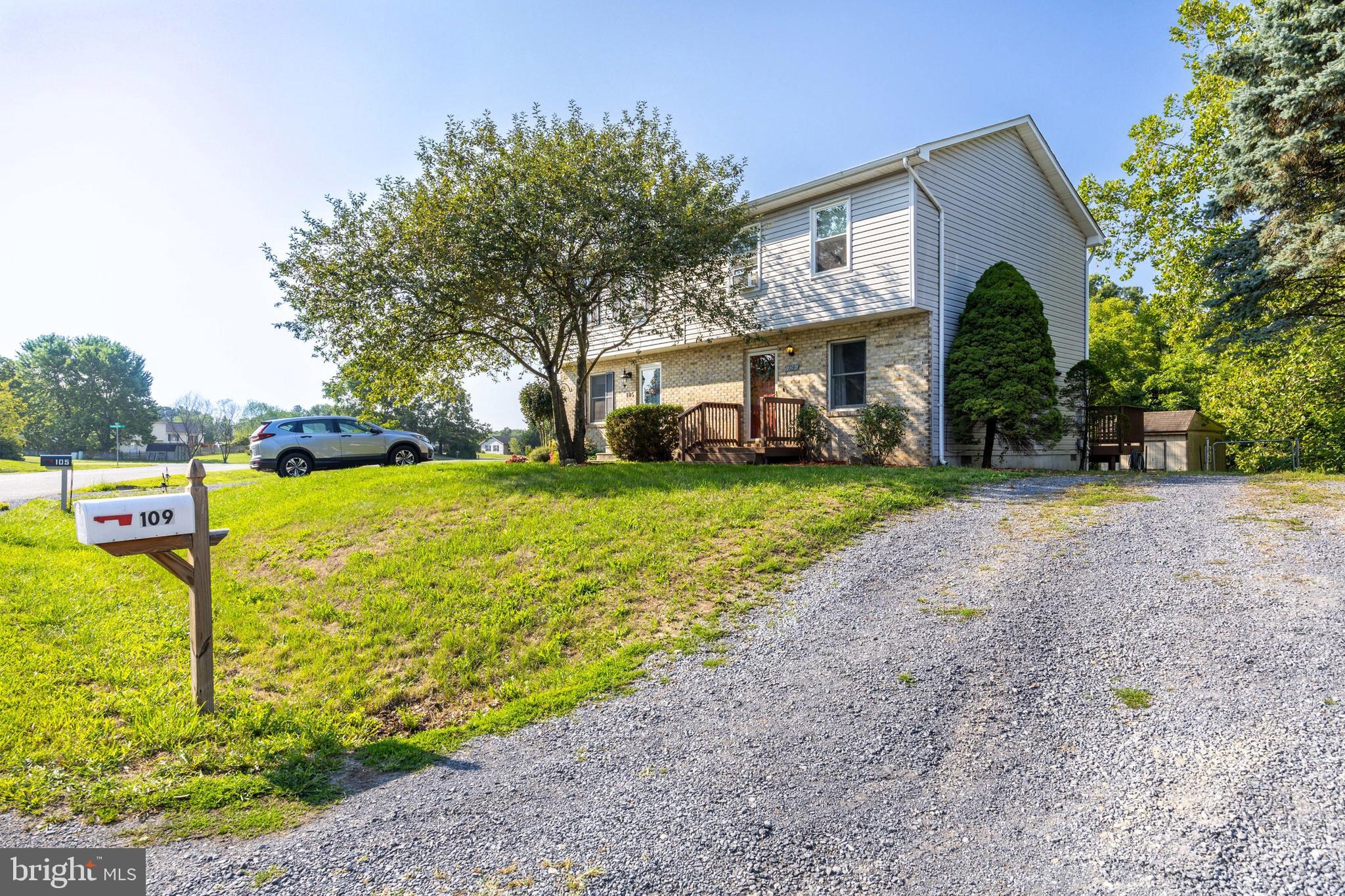 LAKERIDGE - Residential