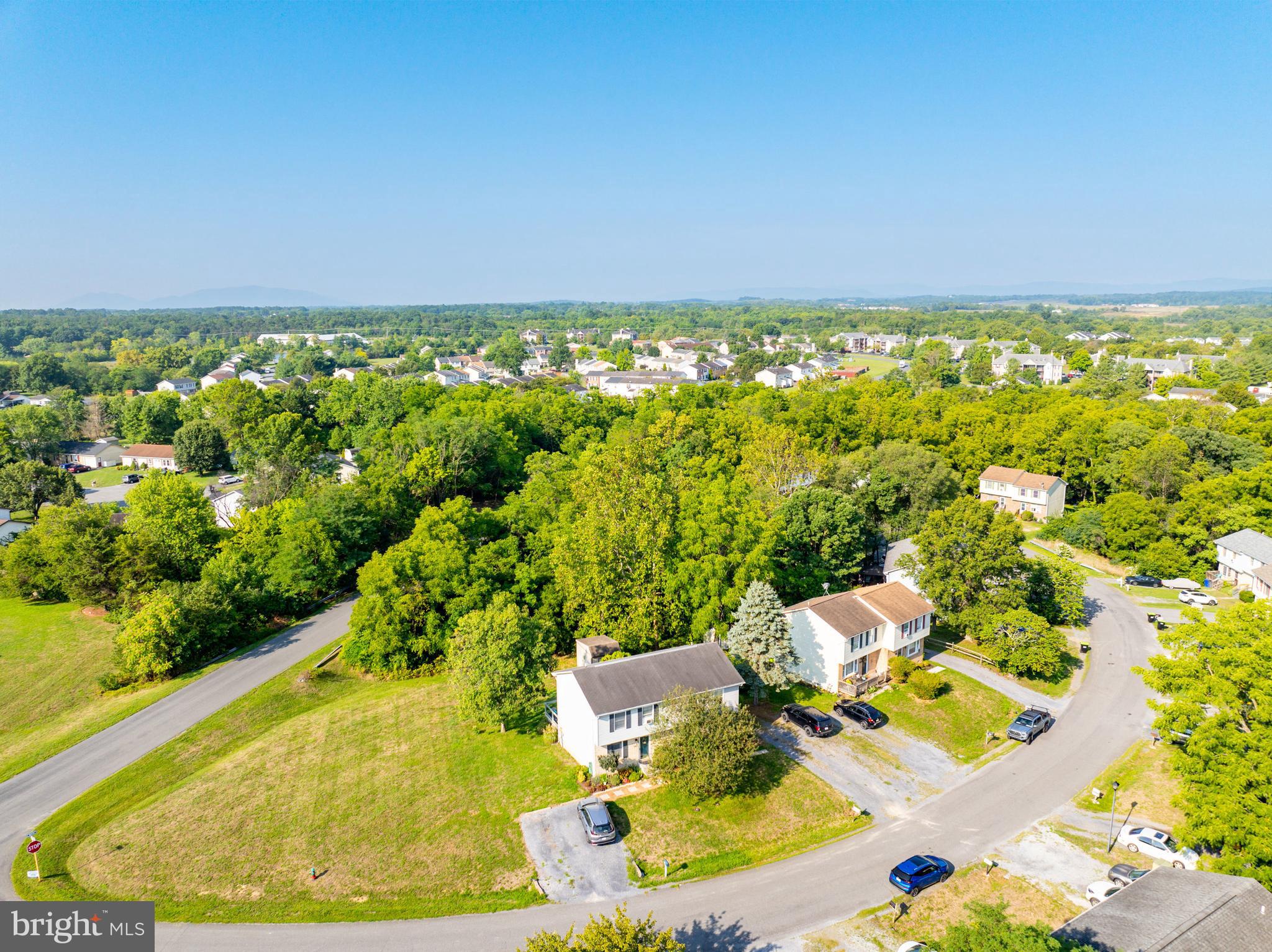 LAKERIDGE - Residential