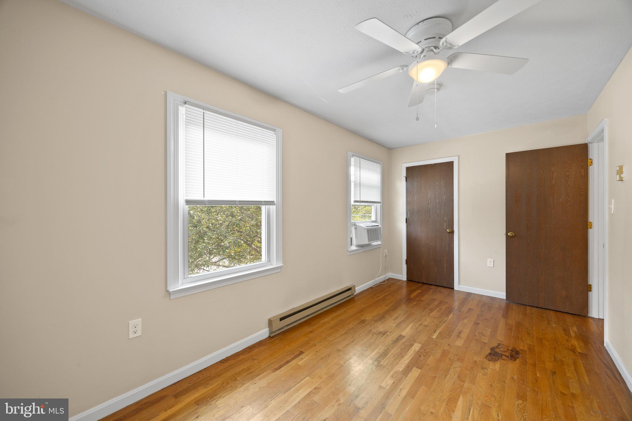 LAKERIDGE - Residential