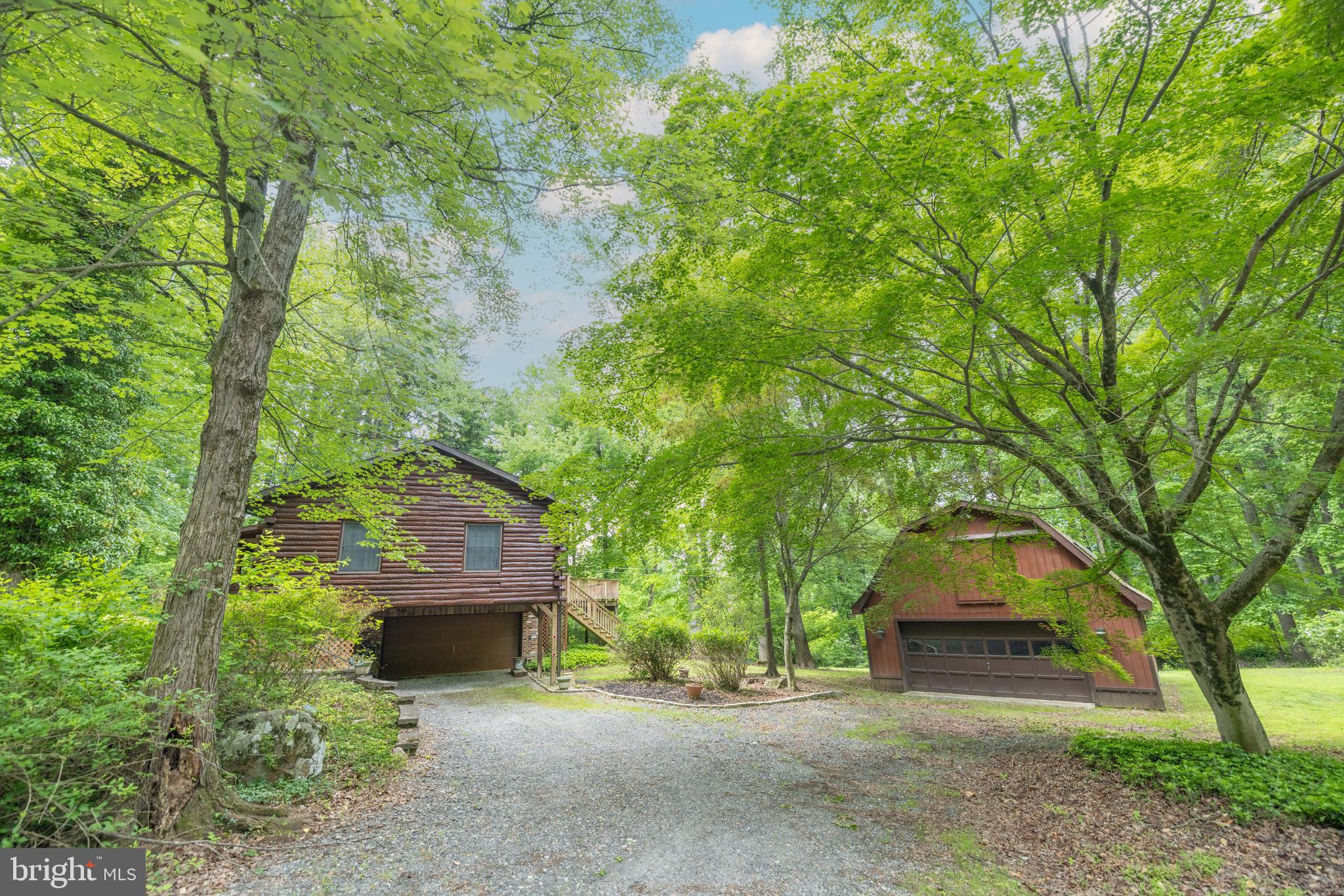 THORNBURY - Residential