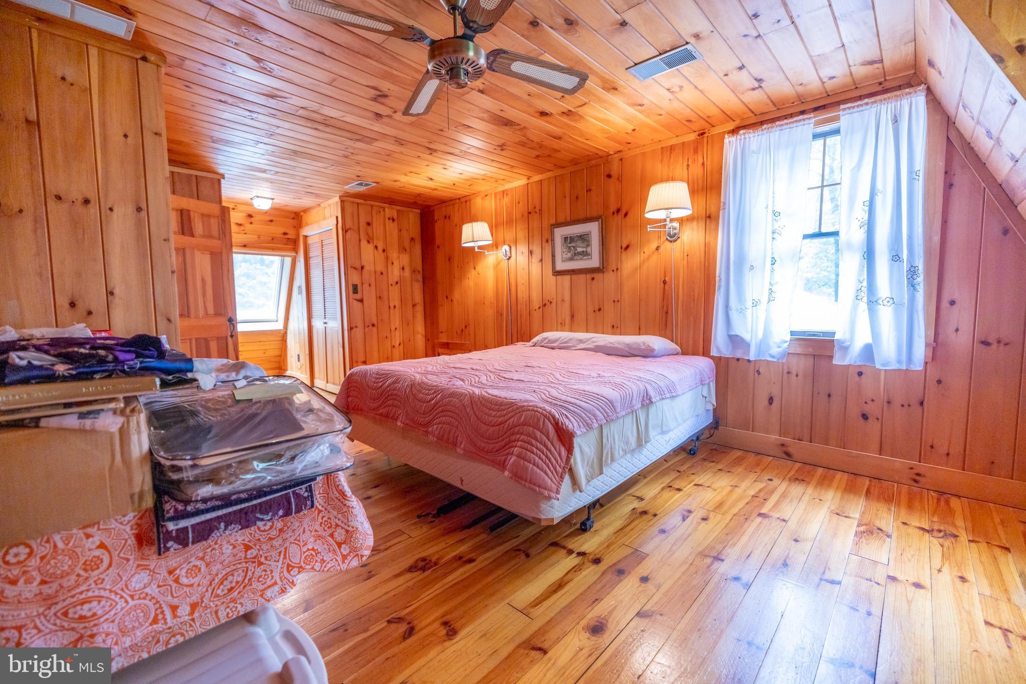 THORNBURY - Residential