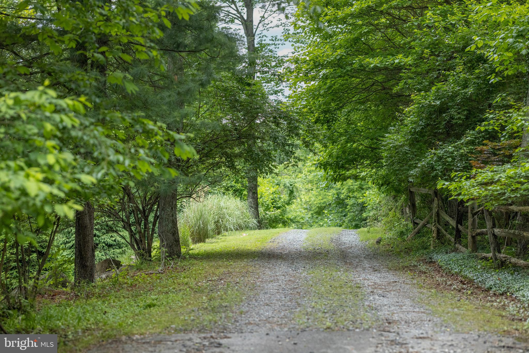 THORNBURY - Residential