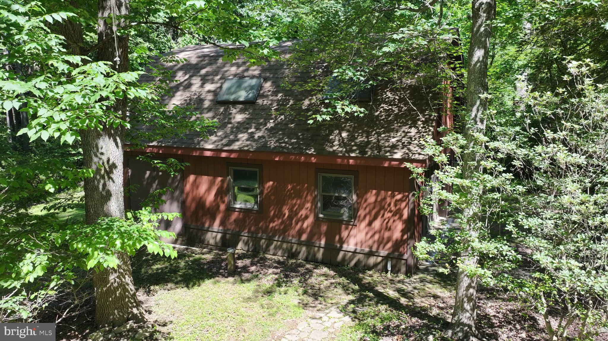 THORNBURY - Residential