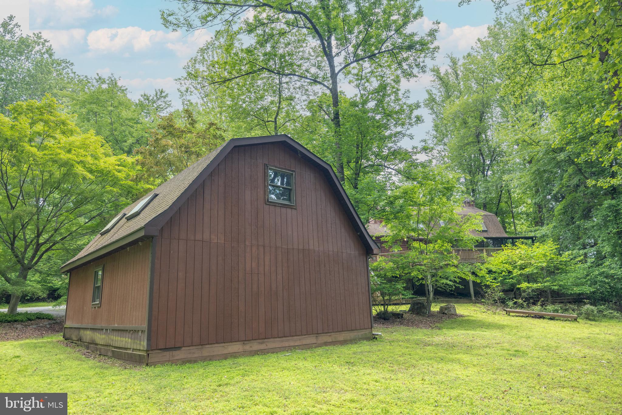 THORNBURY - Residential