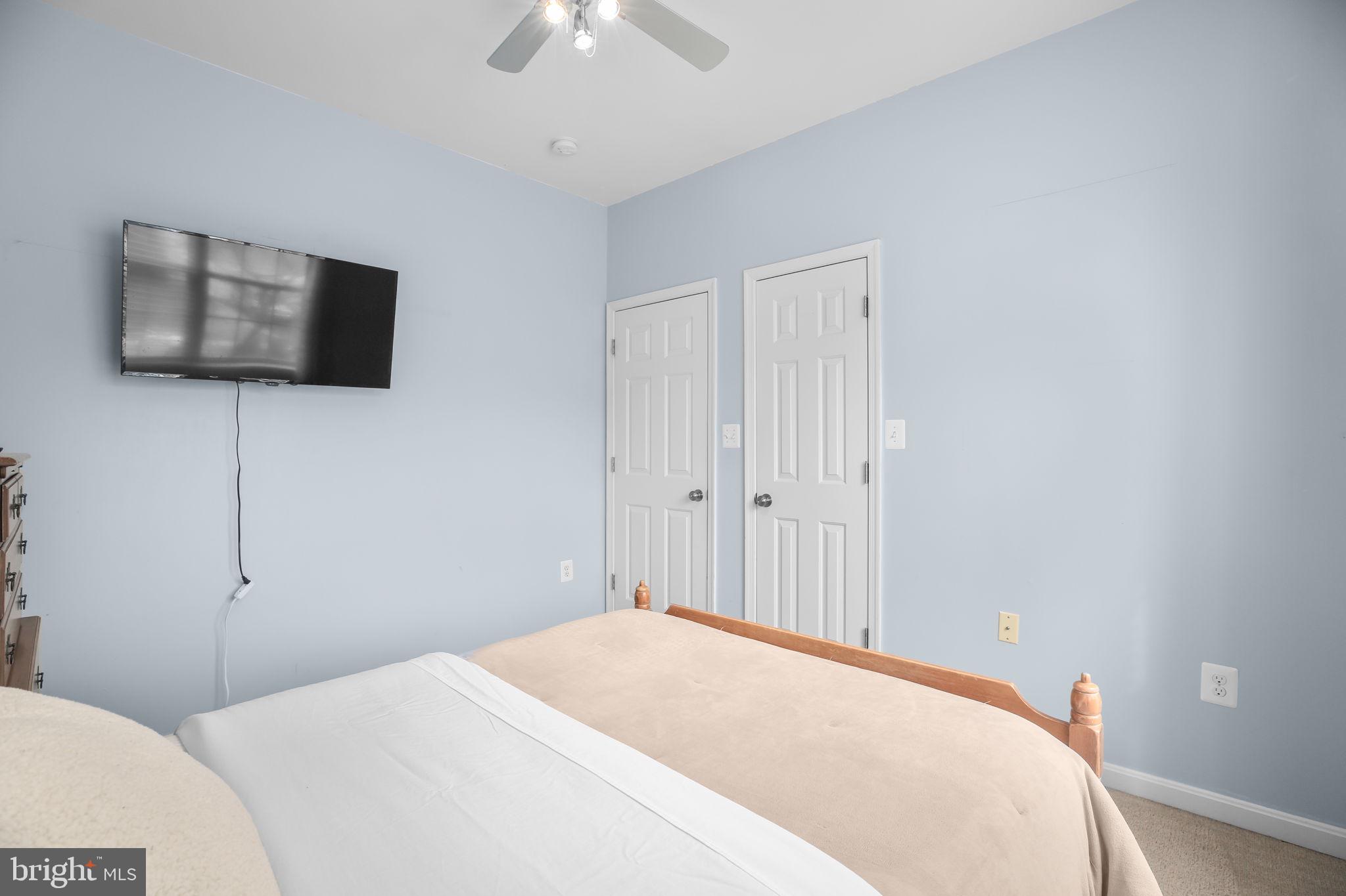 SALEM FIELDS - Residential