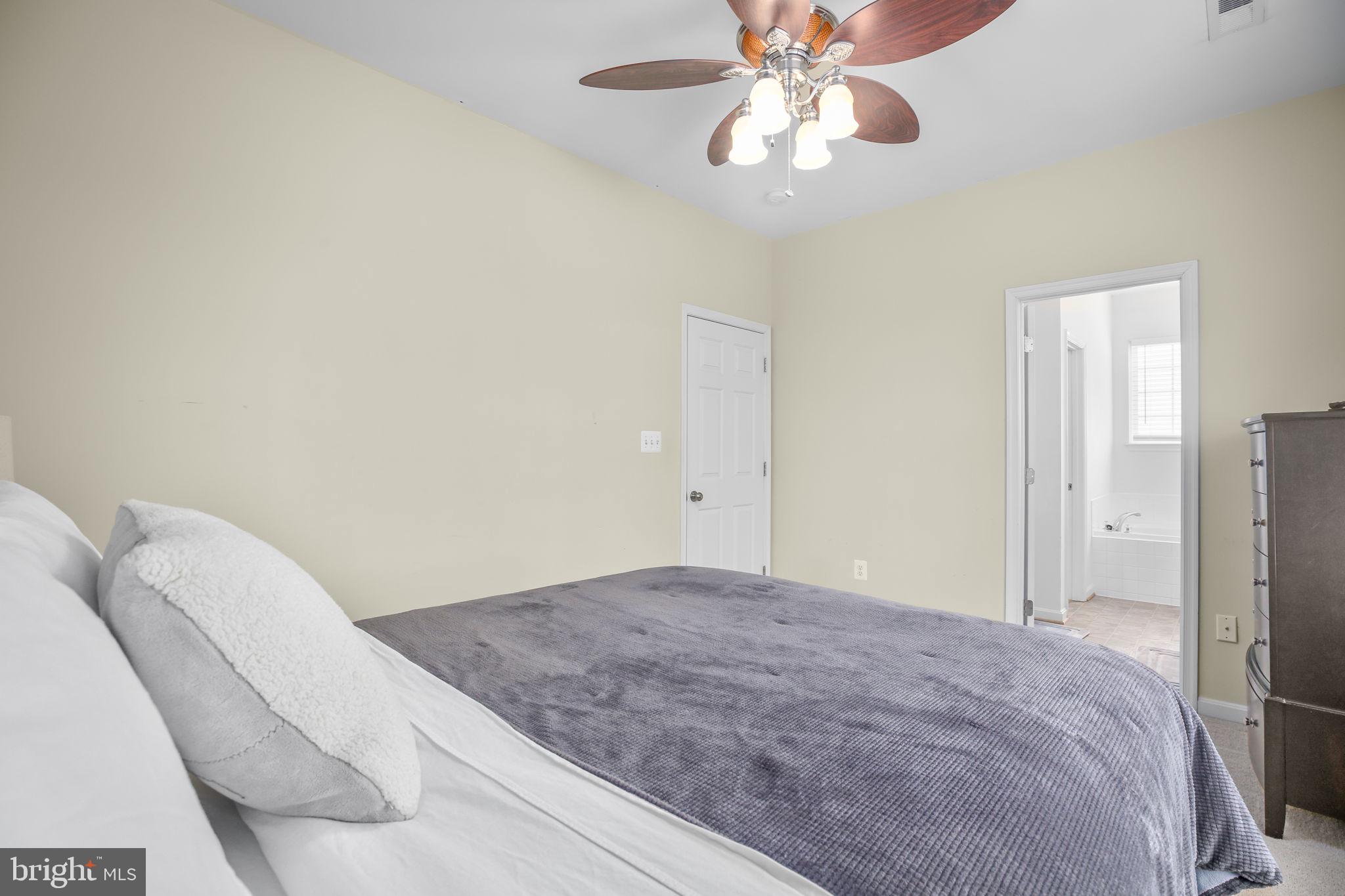 SALEM FIELDS - Residential