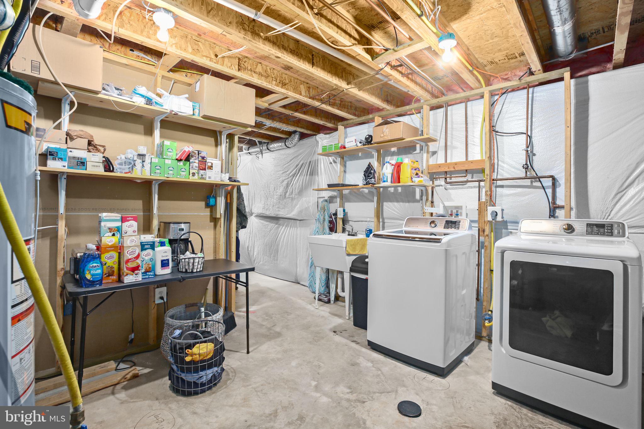 SALEM FIELDS - Residential