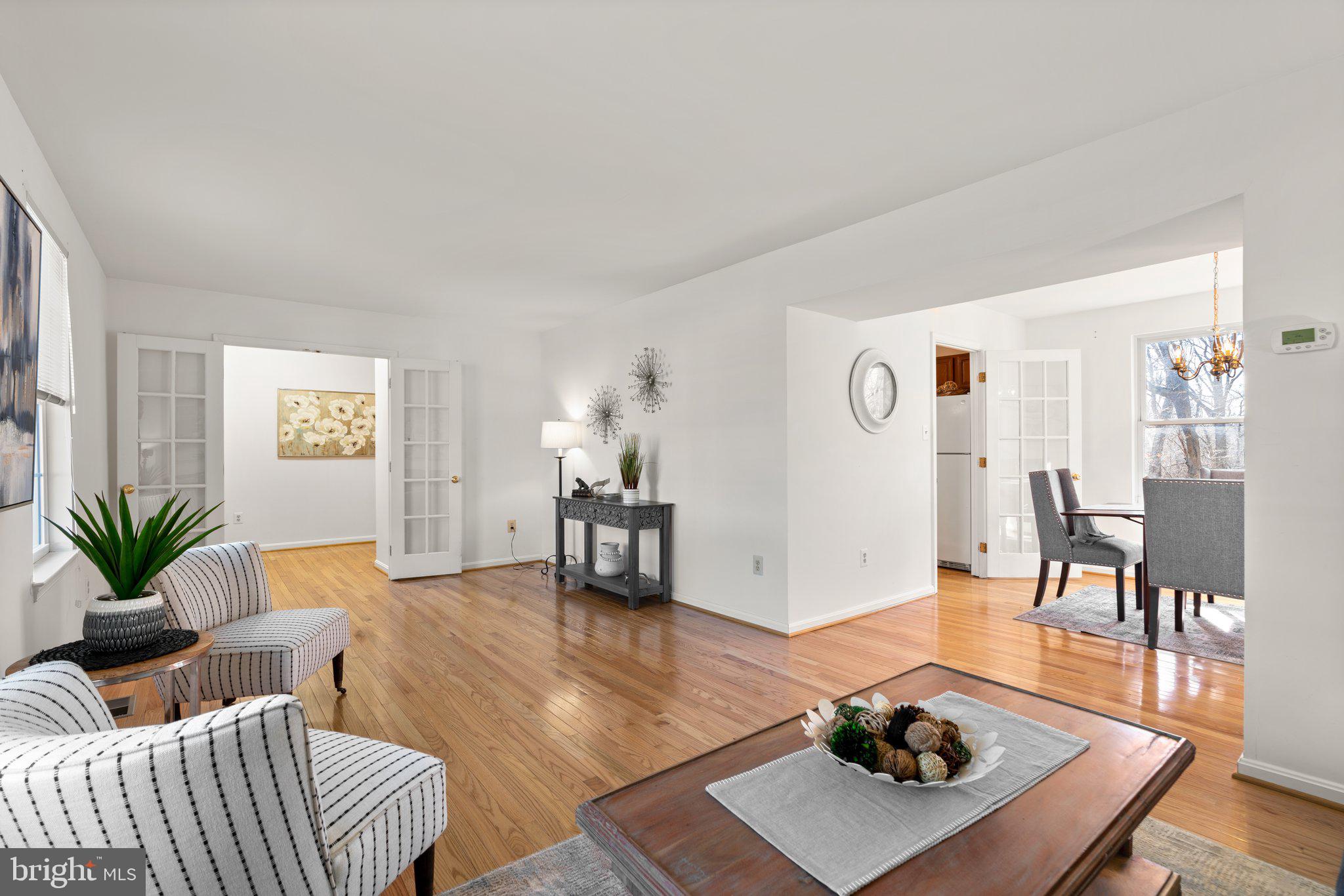 HUNTERS WOODS - Residential