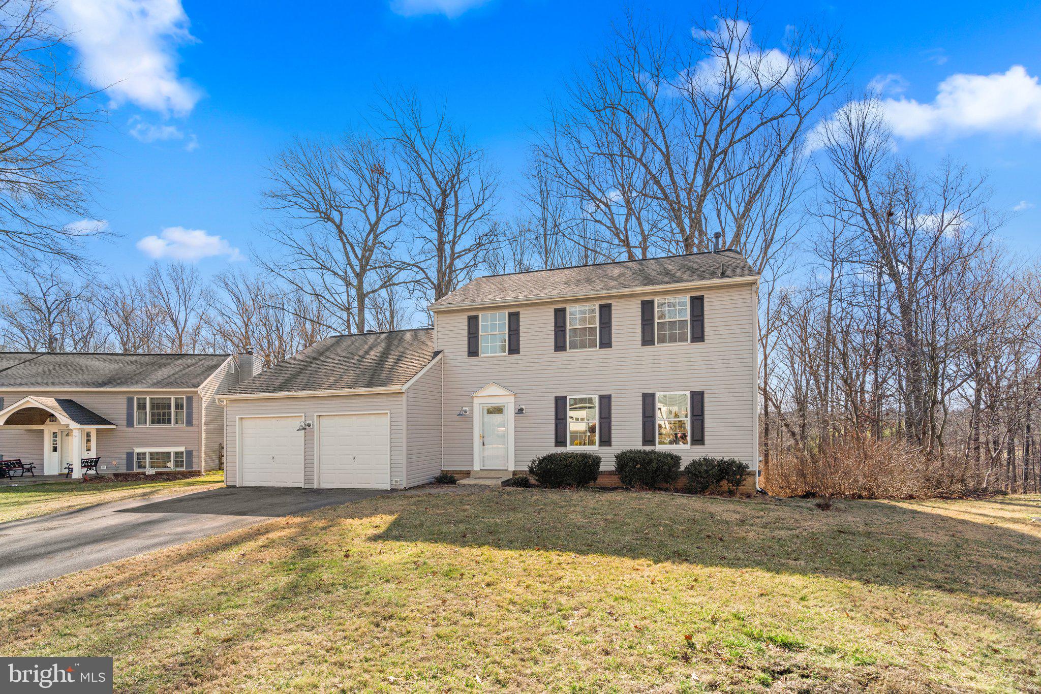 HUNTERS WOODS - Residential